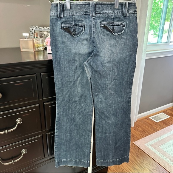 Talbots Signature Flare Classic Fit Jeans Petite Size 4P Medium Wash Denim - Picture 3 of 15